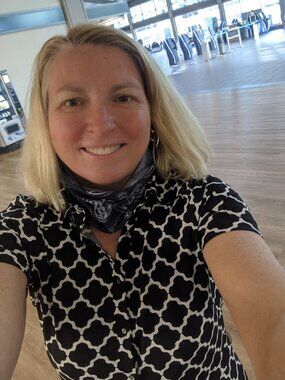 Meet your Posher, Stephanie